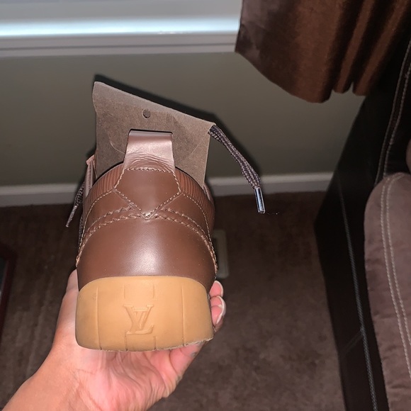 Designer Louis Vuitton sneakers gently worn - Picture 4 of 6